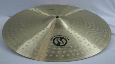 StringSite - Crash 14" - Wind Hammered Series
