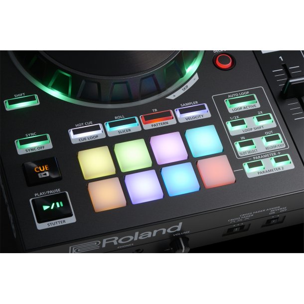 Roland DJ-505 DJ Controller
