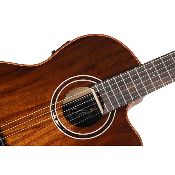 Ortega Exoticsuitece, Klassisk Guitar med mik og gigbag