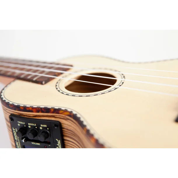 Reno RU210E Ukulele med pickup