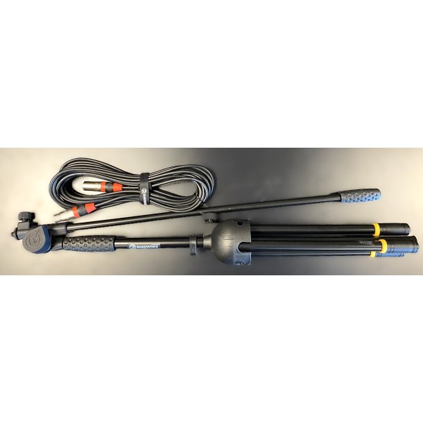 (BRUGT) Roadworx Mic Stand med 10m XLR Kabel