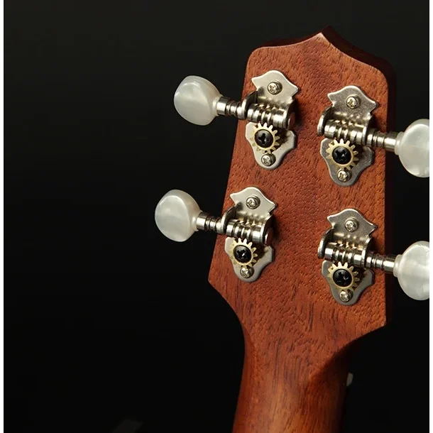 Takamine EGU-S1 Sopran Ukulele med pickup